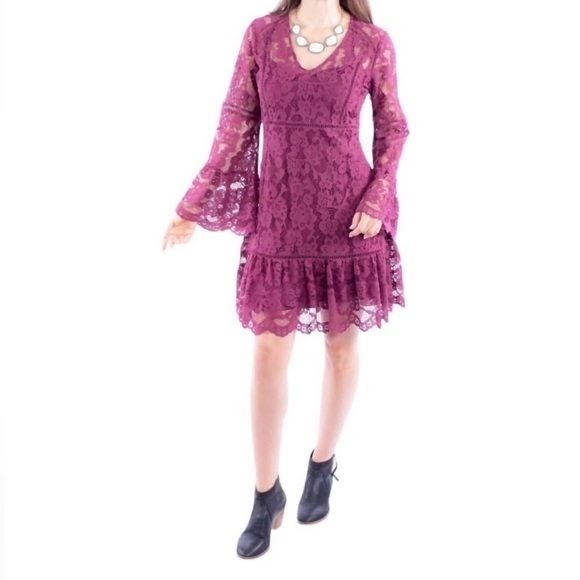 Scully Dresses & Skirts - NWOT SCULLY LACE LONG BELL SLEEVE DRESS - Size Large SKU:151